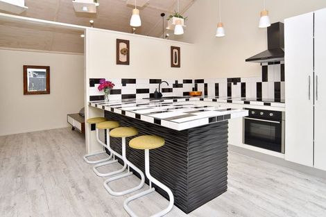 Photo of property in 7a Poulson Street, Addington, Christchurch, 8024