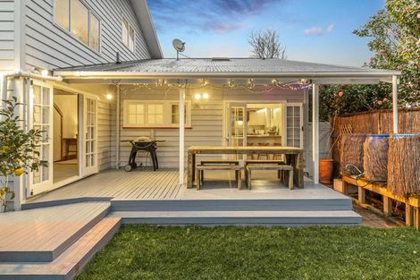 Photo of property in 15 Fairholme Avenue, Epsom, Auckland, 1023