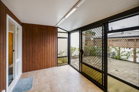 Photo of property in 2/12 Lannie Place, Greenmeadows, Napier, 4112