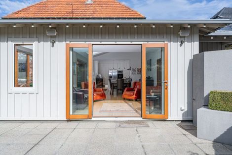 Photo of property in 355 Highgate, Roslyn, Dunedin, 9010