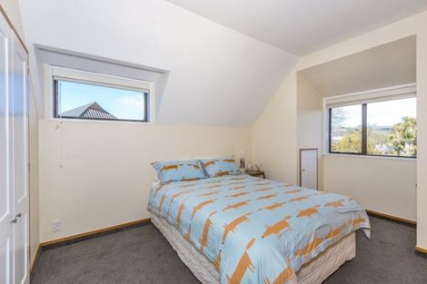 Photo of property in 2/27 Dovedale Avenue, Ilam, Christchurch, 8041