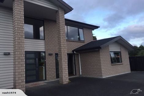 Photo of property in 10 Worthington Place, West Harbour, Auckland, 0618