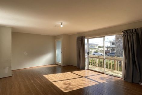 Photo of property in 42 Dillon Crescent, Clover Park, Auckland, 2019