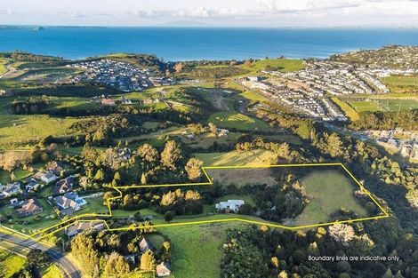 Photo of property in 106 Vaughans Road, Long Bay, Albany, 0792