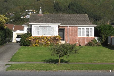 Photo of property in 168 Waddington Drive, Naenae, Lower Hutt, 5011