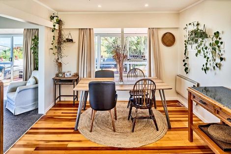 Photo of property in 18 Gordon Road, Plimmerton, Porirua, 5026