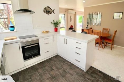 Photo of property in 215 Grandview Road, Grandview Heights, Hamilton, 3200