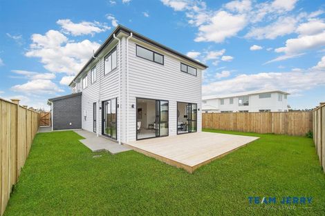 Photo of property in 17 Kaitiaki Drive, Clarks Beach, 2122