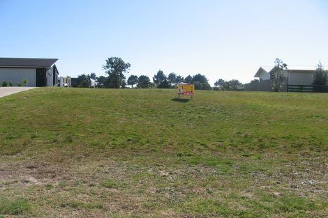 Photo of property in 153 The Fairway, Matarangi, Whitianga, 3592