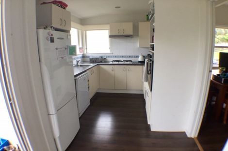 Photo of property in 121 Brian Crescent, Stanmore Bay, Whangaparaoa, 0932