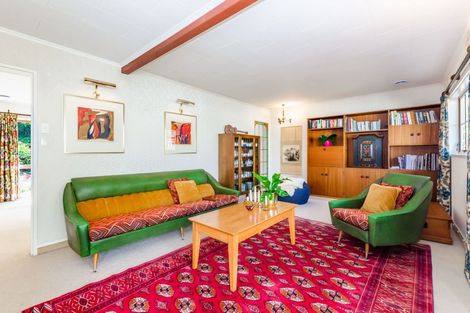 Photo of property in 9 Iti Grove, Waikanae, 5036