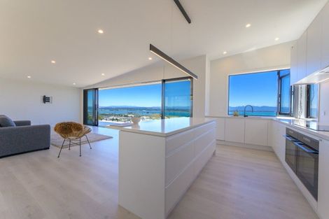 Photo of property in 24 Commodore Place, Britannia Heights, Nelson, 7010