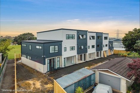 Photo of property in 1/22 Cherry Tree Place, Massey, Auckland, 0614