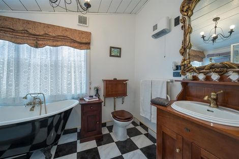 Photo of property in 102 Point Road, Monaco, Nelson, 7011