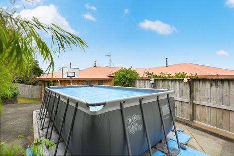 Photo of property in 74 Ayrshire Drive, Grandview Heights, Hamilton, 3200