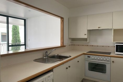 Photo of property in St James Courts, 2/77 Gloucester Street, Christchurch Central, Christchurch, 8013