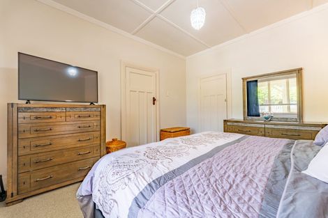 Photo of property in 8 London Street, Hampden, 9410