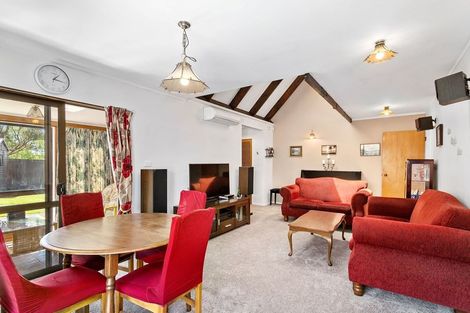 Photo of property in 1/268 Main Road, Tawa, Wellington, 5028