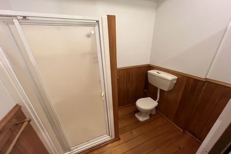 Photo of property in 27 Shannon Street, Mount Victoria, Wellington, 6011