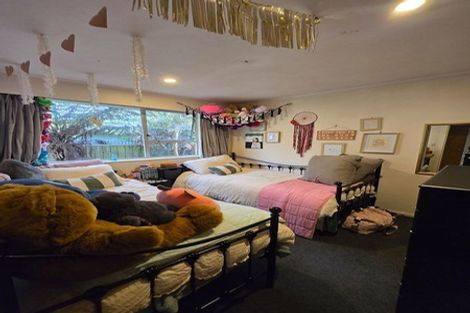 Photo of property in 78b Pinehaven Road, Pinehaven, Upper Hutt, 5019