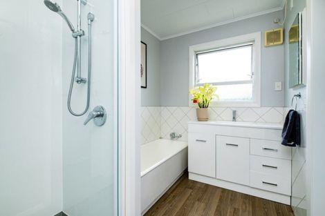 Photo of property in 6 Wynyard Crescent, Tamatea, Napier, 4112