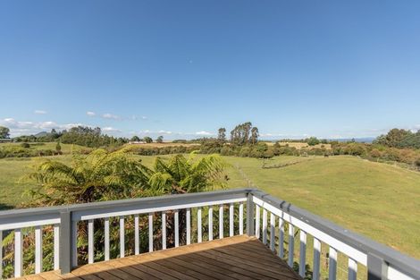 Photo of property in 67 Parerohi Grove, Kuratau, Turangi, 3381