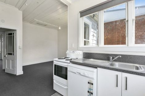 Photo of property in 52 Howe Street, North Dunedin, Dunedin, 9016