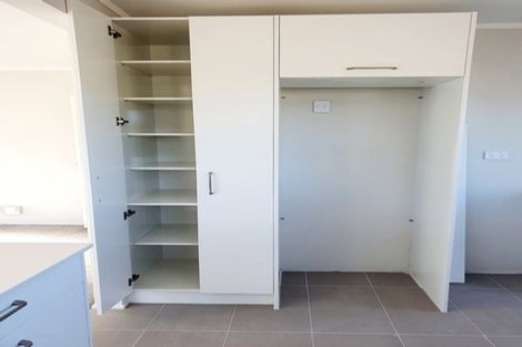 Photo of property in 1/166 Pigeon Mountain Road, Half Moon Bay, Auckland, 2012