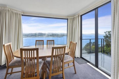 Photo of property in 3 View Road, Houghton Bay, Wellington, 6023