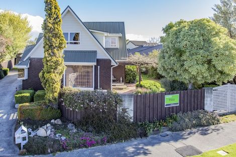 Photo of property in 10 Pasadena Place, Harewood, Christchurch, 8051
