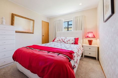 Photo of property in 6/703 Charles Street, Raureka, Hastings, 4120