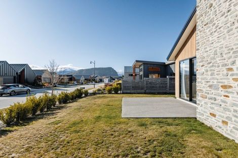 Photo of property in 6 Campbell Road, Wanaka, 9305