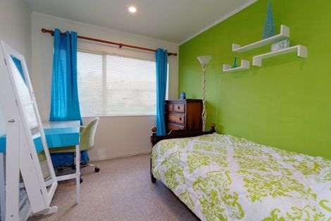 Photo of property in 17 Carlas Way, Ranui, Auckland, 0612