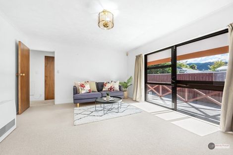 Photo of property in 15a Montgomery Crescent, Clouston Park, Upper Hutt, 5018