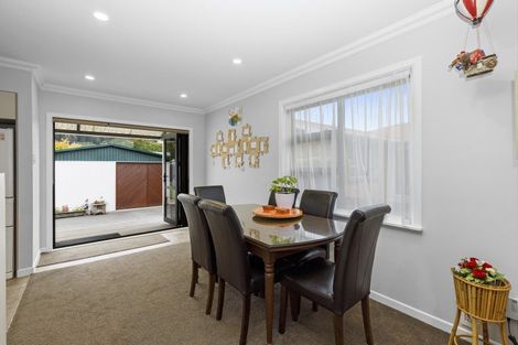 Photo of property in 51 Bonnie Glen Crescent, Ebdentown, Upper Hutt, 5018