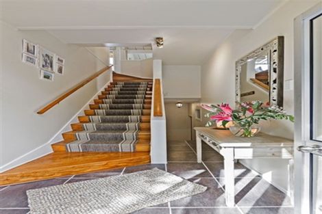 Photo of property in 673 East Coast Road, Browns Bay, Auckland, 0630