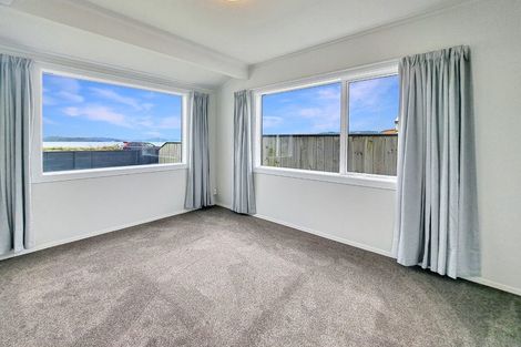 Photo of property in 221 The Esplanade, Petone, Lower Hutt, 5012