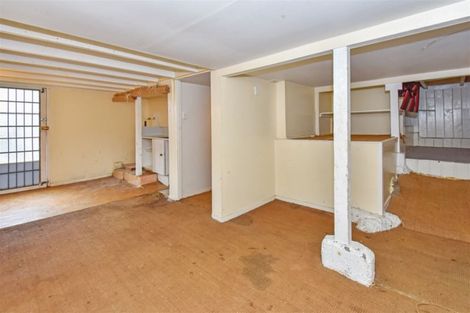 Photo of property in 31 Wallath Road, Onehunga, Auckland, 1061