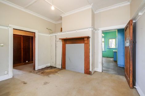 Photo of property in 60 Gladstone Road, Dalmore, Dunedin, 9010