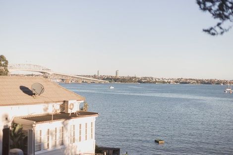 Photo of property in 112 Queen Street, Northcote Point, Auckland, 0627