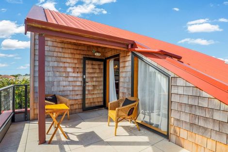 Photo of property in 60 Dallington Terrace, Dallington, Christchurch, 8061