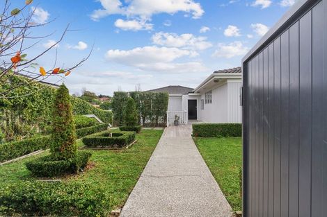 Photo of property in 2/11 Ripon Crescent, Meadowbank, Auckland, 1072