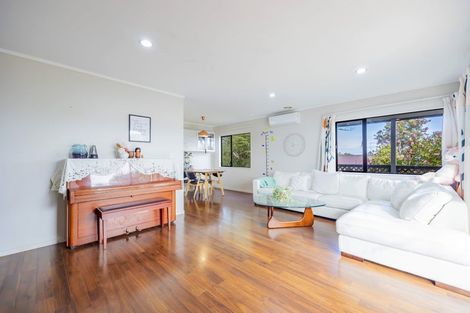 Photo of property in 2/16 James Street, Bayview, Auckland, 0629