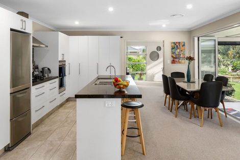 Photo of property in 2 Gleneagles Drive, Aongatete, Katikati, 3178