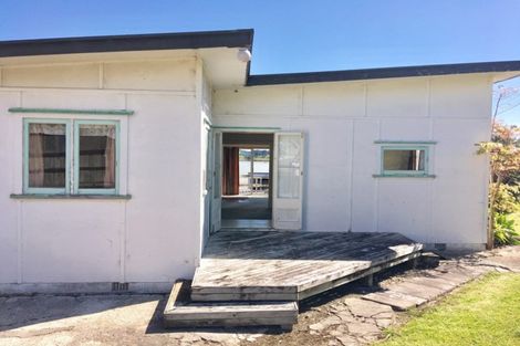 Photo of property in 6 Oxford Street, Whakapirau, Maungaturoto, 0583