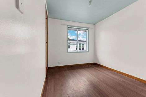 Photo of property in 30 Abbotleigh Avenue, Te Atatu Peninsula, Auckland, 0610