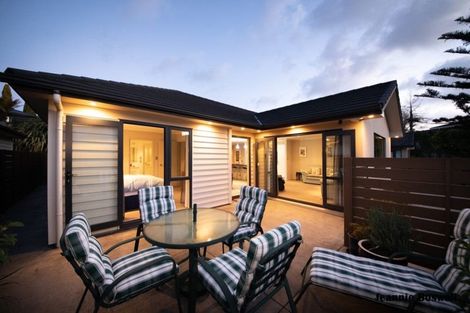 Photo of property in 5 Virtue Place, Hokowhitu, Palmerston North, 4410