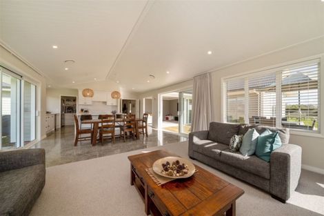 Photo of property in 1199 Egmont Road, Egmont Village, New Plymouth, 4372