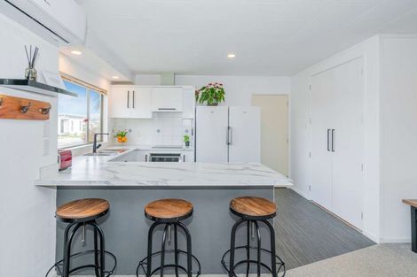 Photo of property in 12 Pipi Dune, Whitianga, 3510