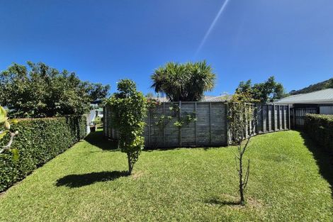 Photo of property in 4 Allman Drive, Coromandel, 3506